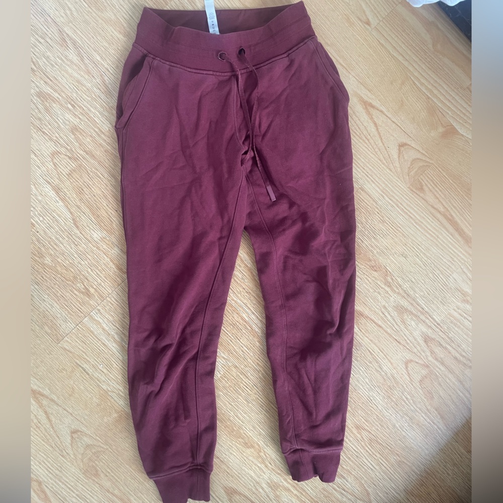 Lululemon Joggers Maroon
